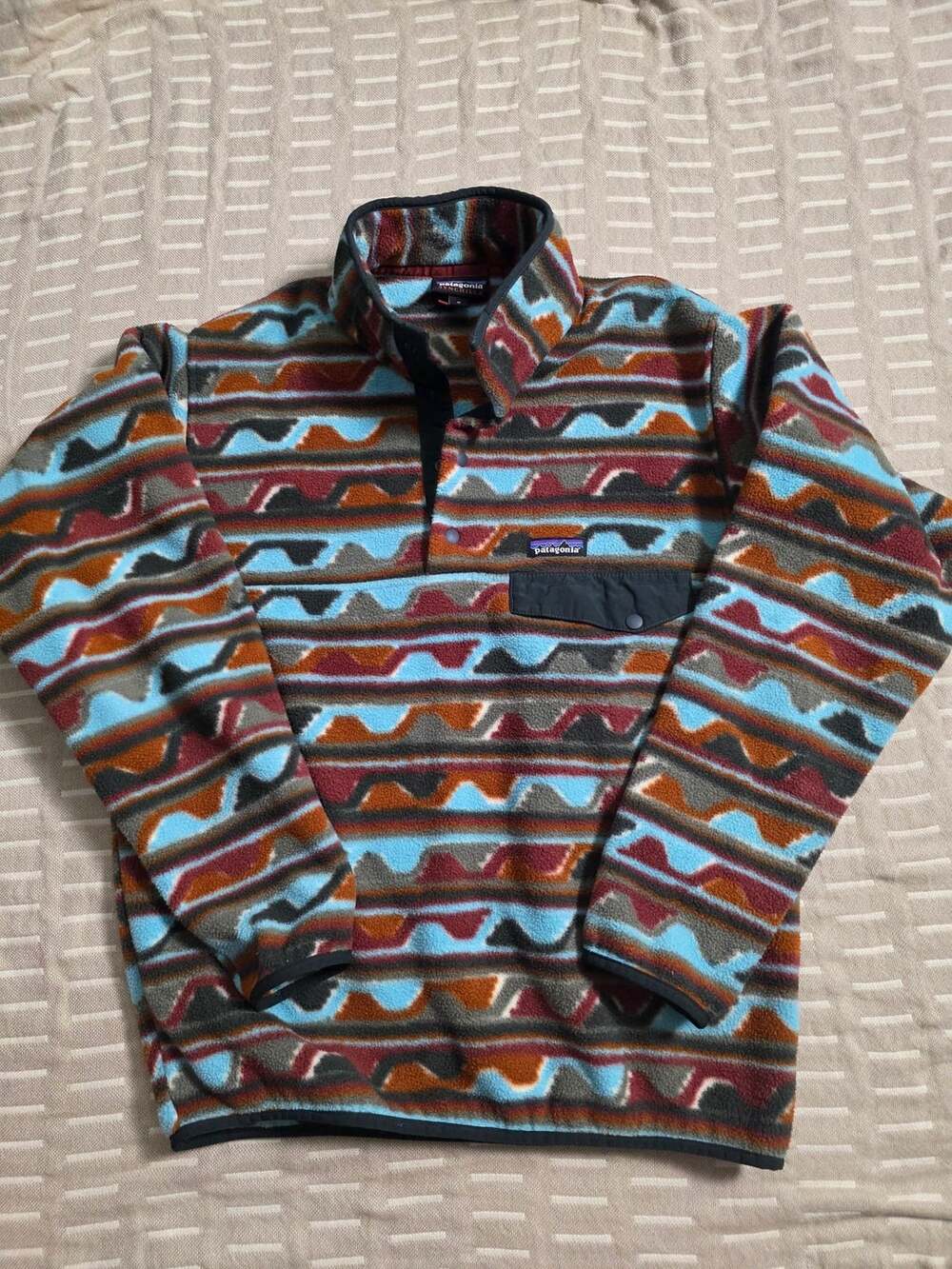 Patagonia Synchilla Snap-T Fleece Pullover Size M Aztec Print